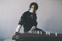 お箏　LEO 写真.jpg